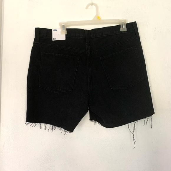 Old Navy Distressed Black Jean Shorts Raw hem - Picture 9 of 11